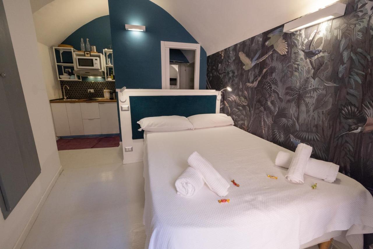 רומא Rione Monti Studio Apt With Private Garden מראה חיצוני תמונה
